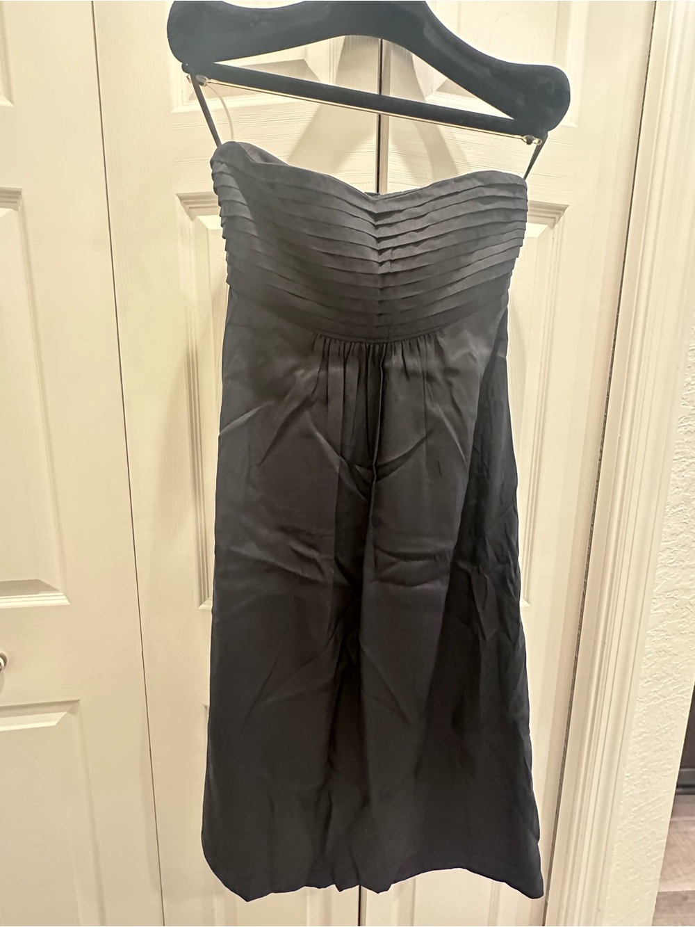 100% Silk. Banana Republic Strapless Black Pleated Bodice Dress